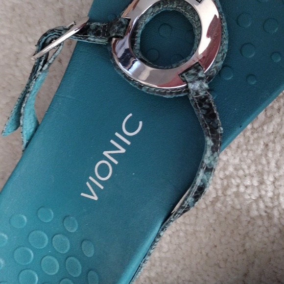 Vionic teal blue python print leather sandals. Size 8 - Picture 2 of 9
